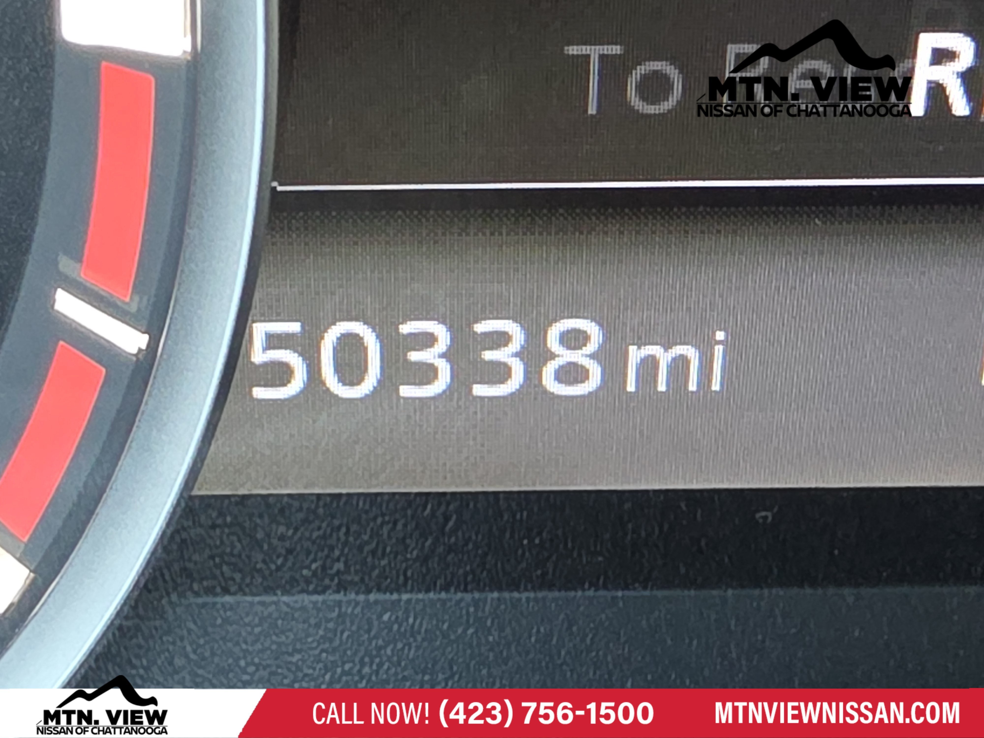 2023 Nissan Titan SV