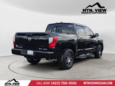 2023 Nissan Titan SV