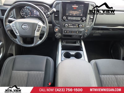 2023 Nissan Titan SV
