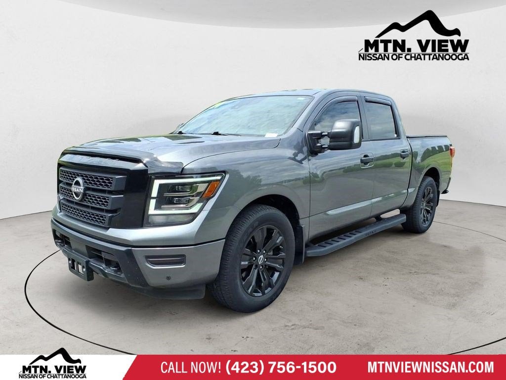 2024 Nissan Titan SV