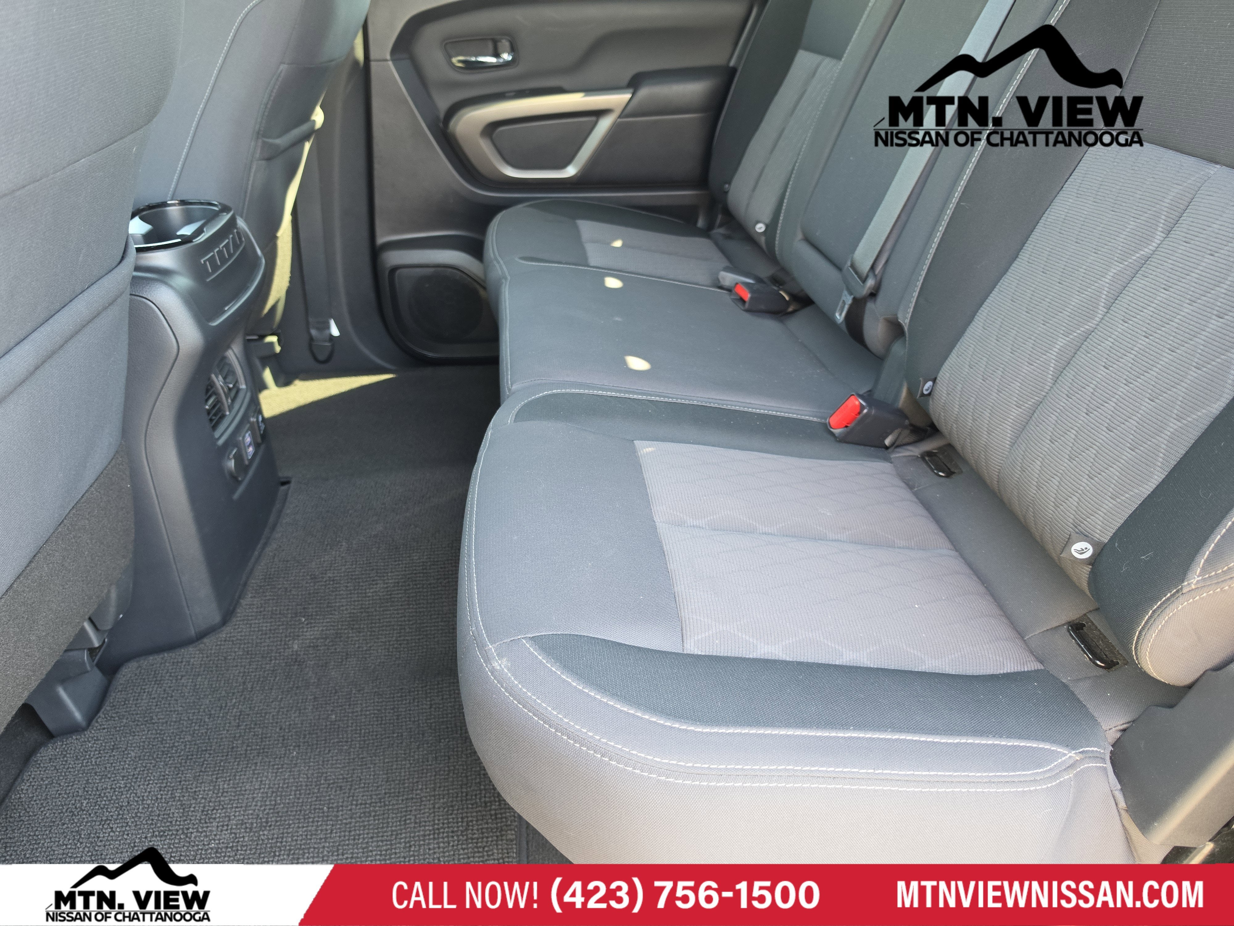 2024 Nissan Titan SV