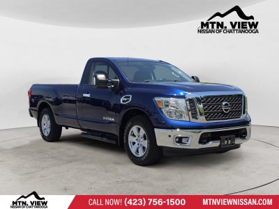 2017 Nissan Titan SV