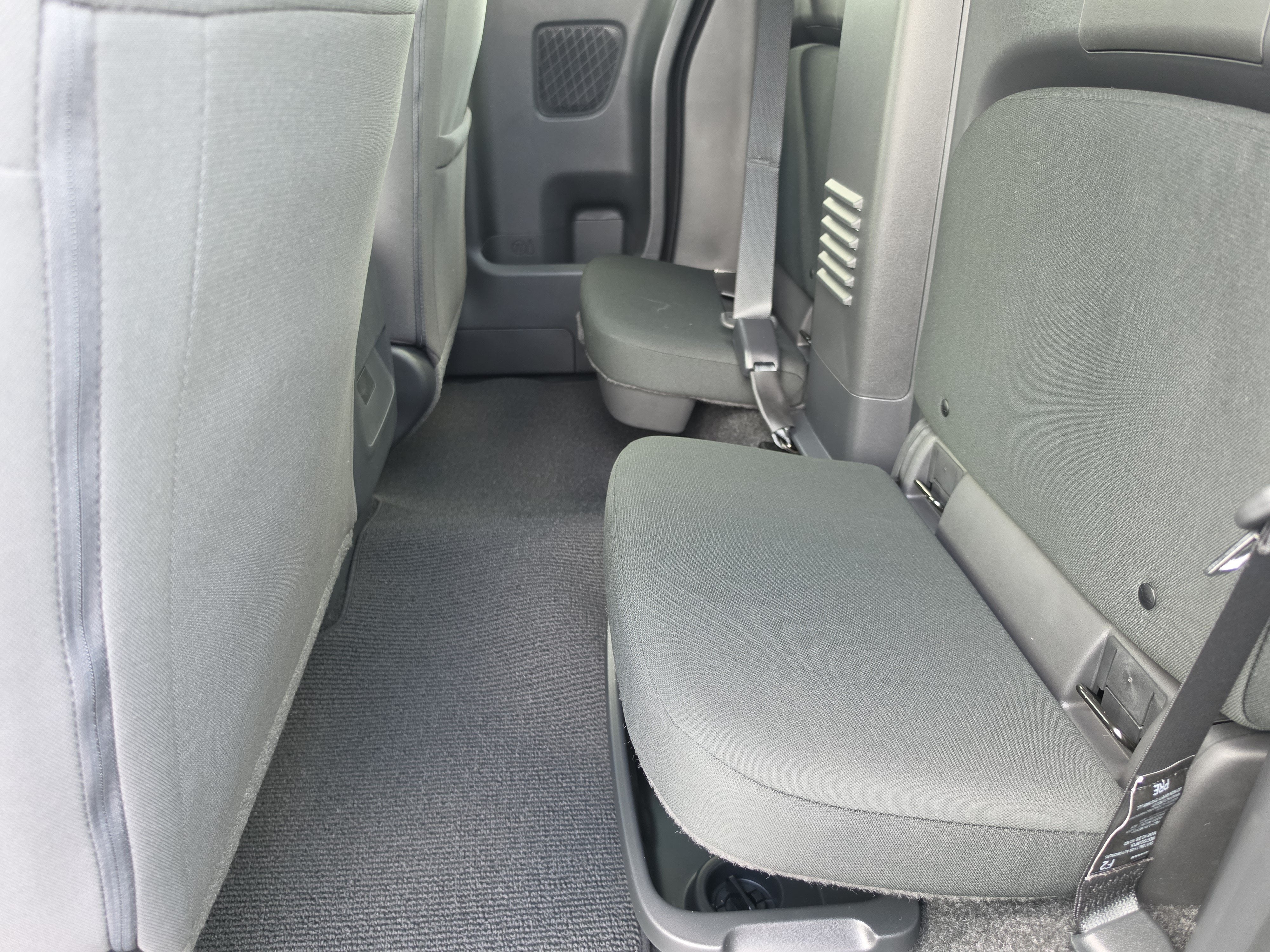 2027 Nissan Frontier S
