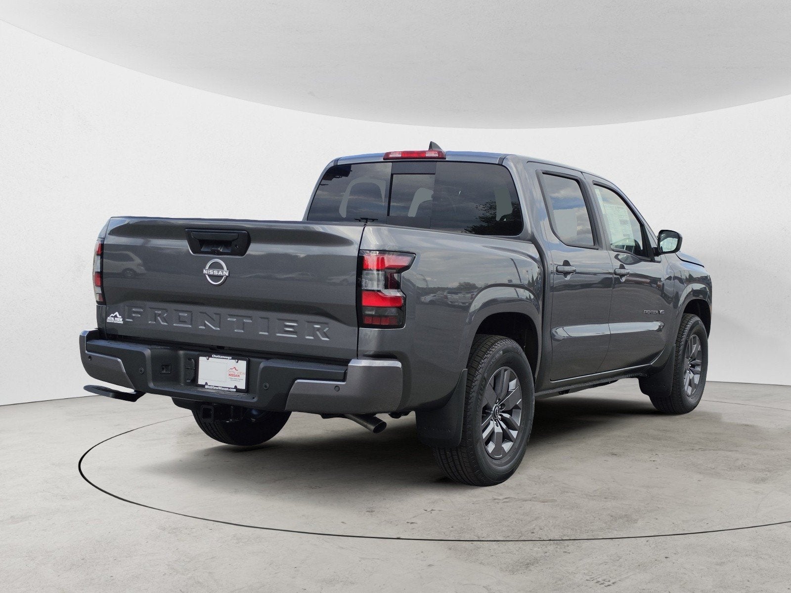 2027 Nissan Frontier SV