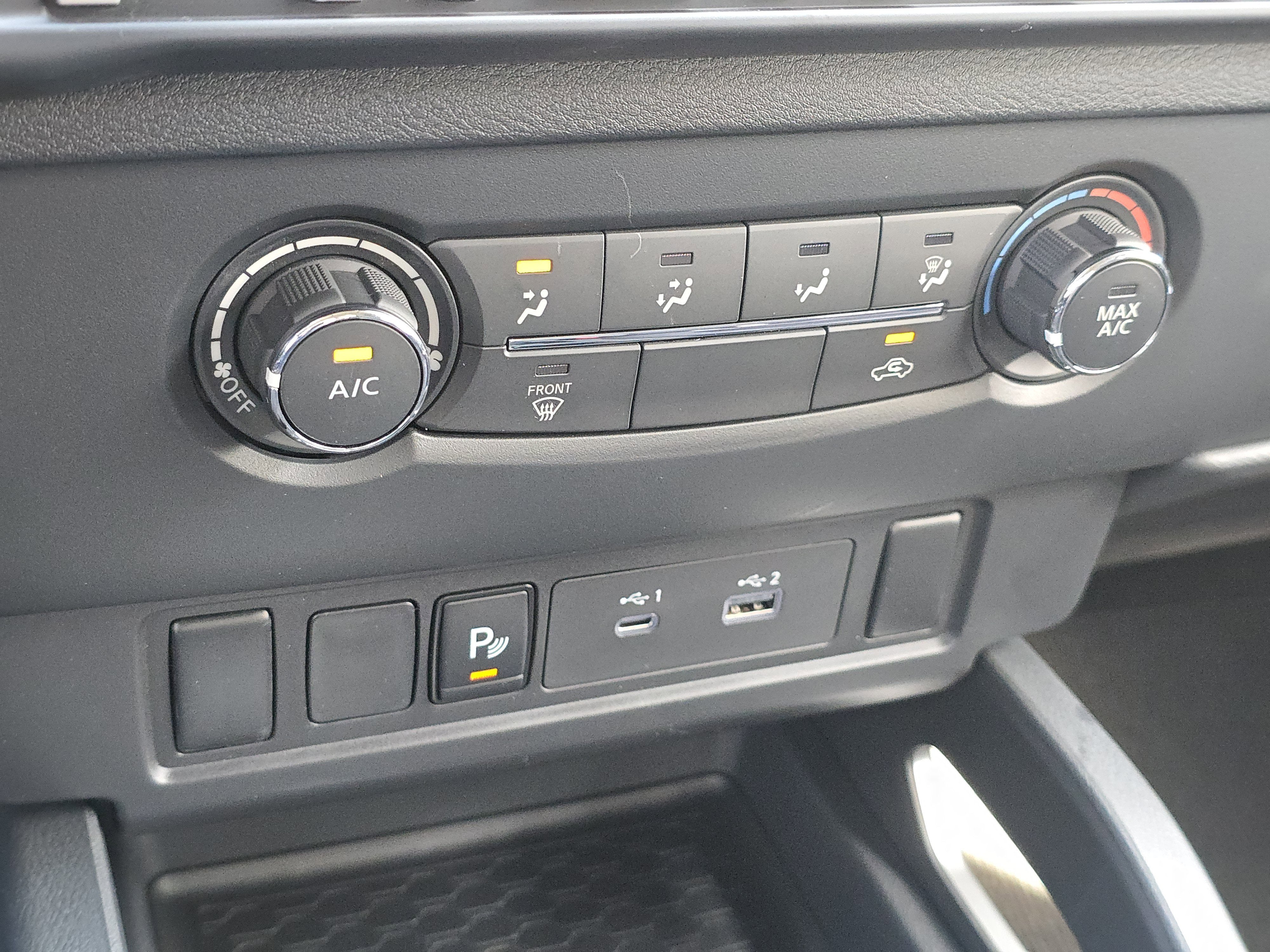 2026 Nissan Frontier SV