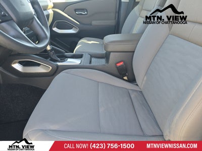 2023 Nissan Frontier SV