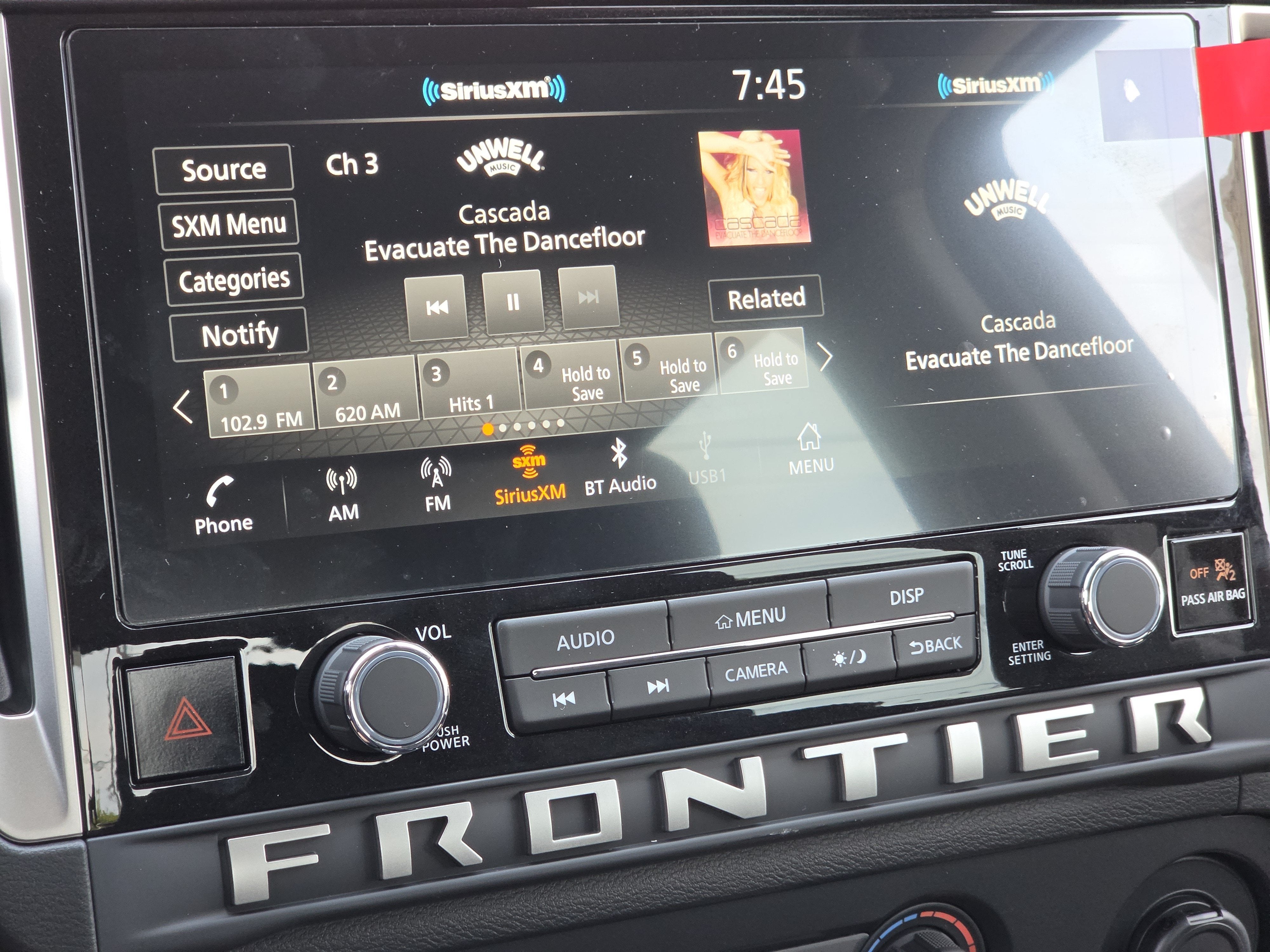 2026 Nissan Frontier SV