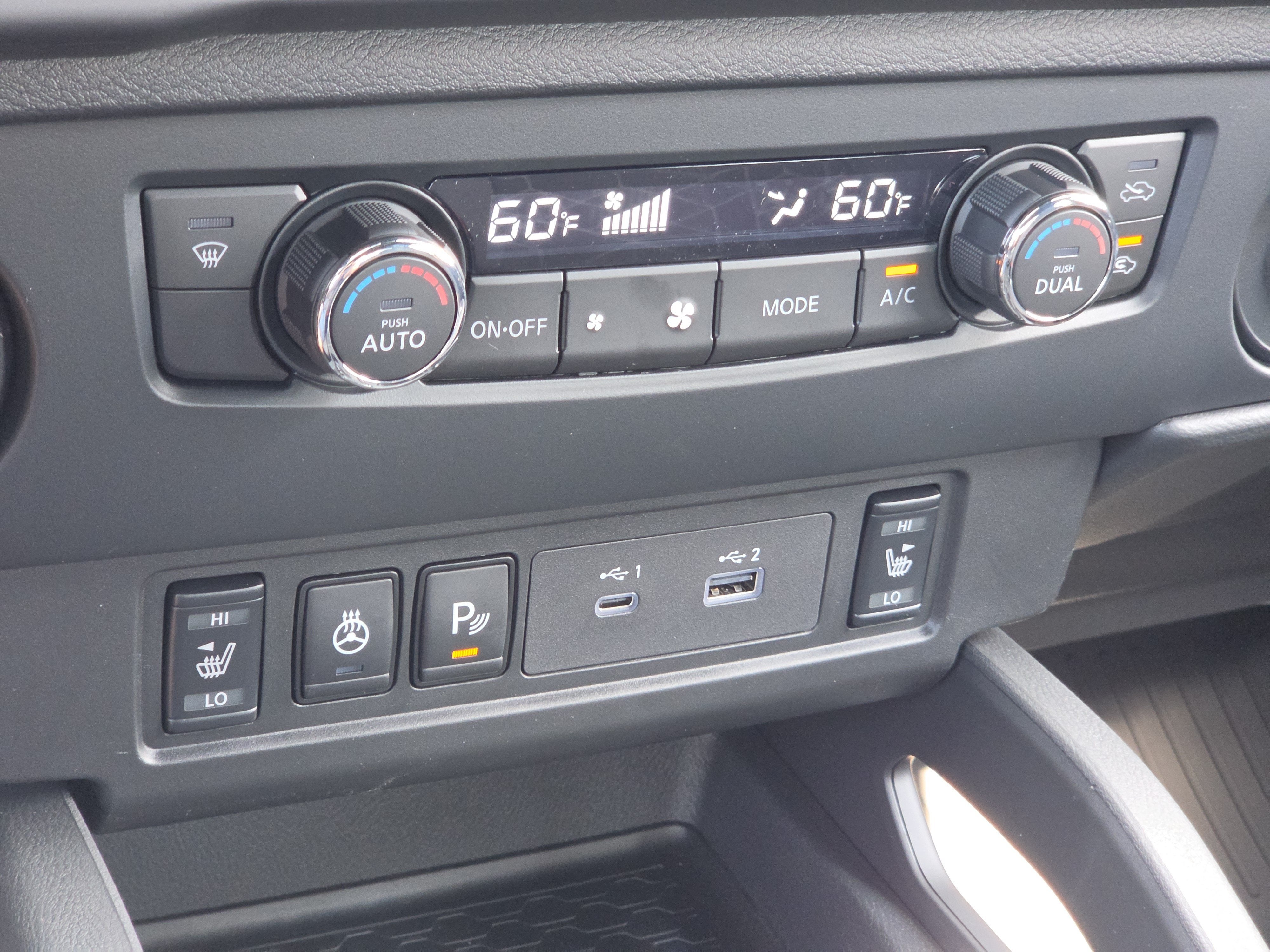 2027 Nissan Frontier SV