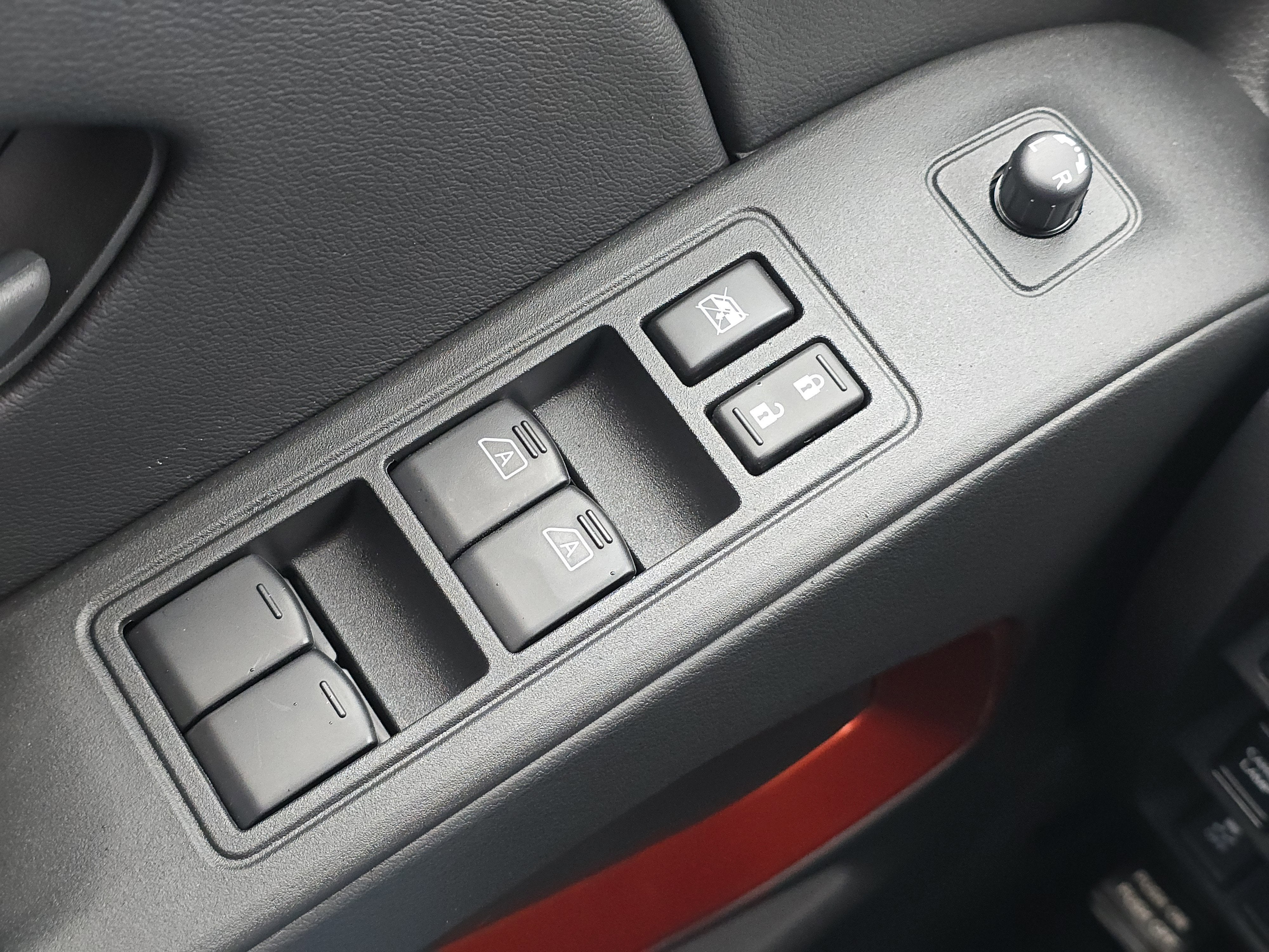 2026 Nissan Frontier PRO-4X w/R Package