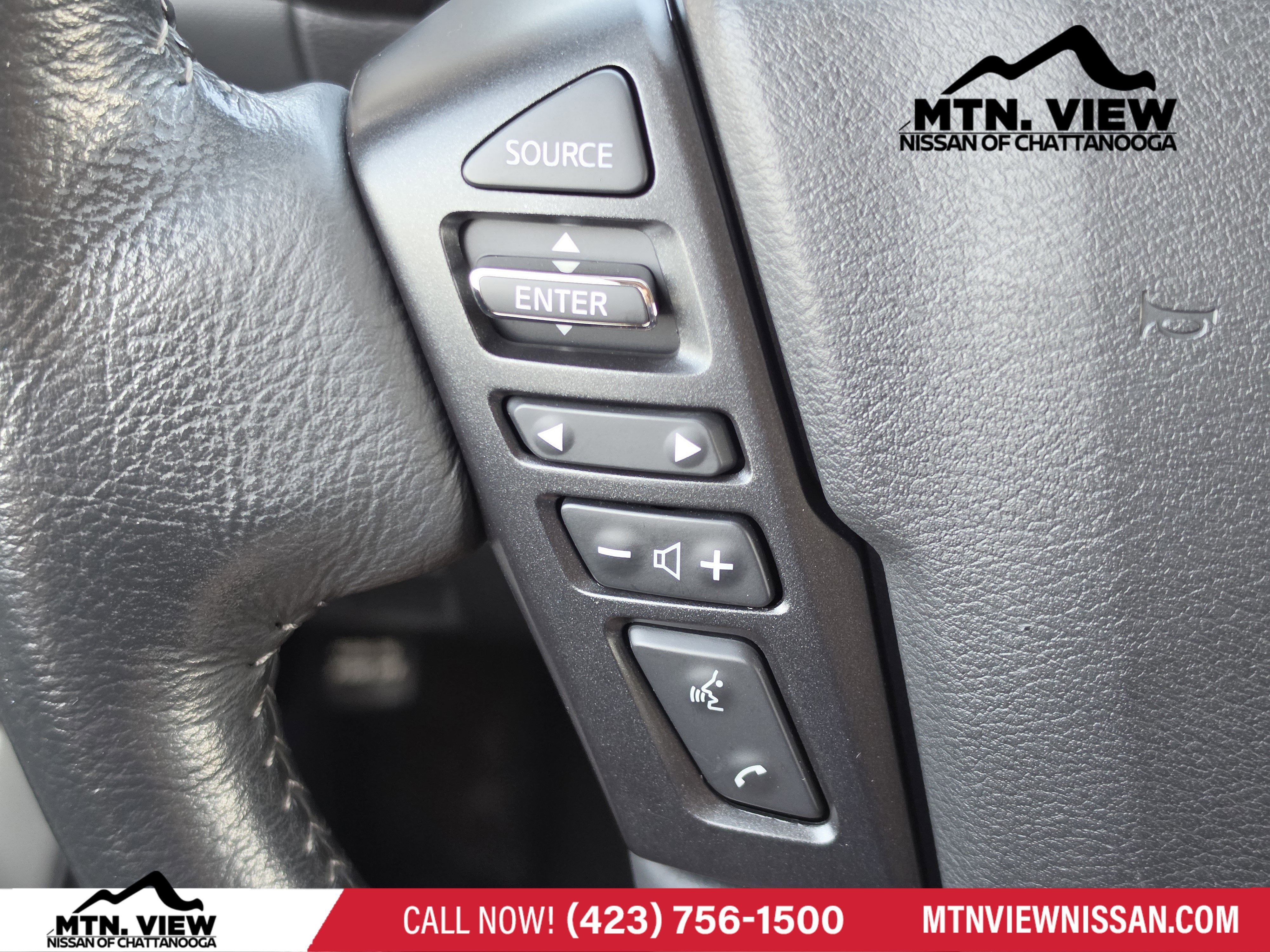 2024 Nissan Frontier SL