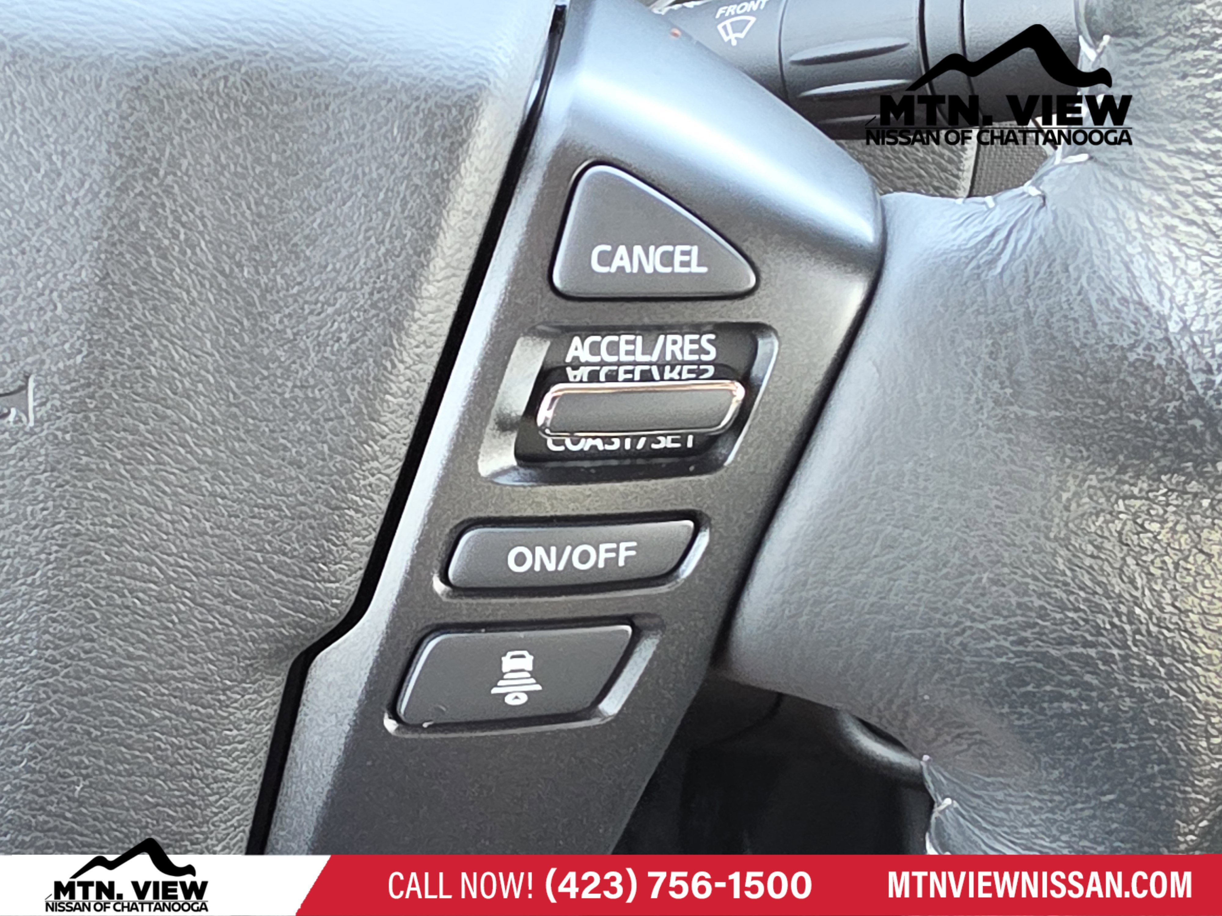 2024 Nissan Frontier SL