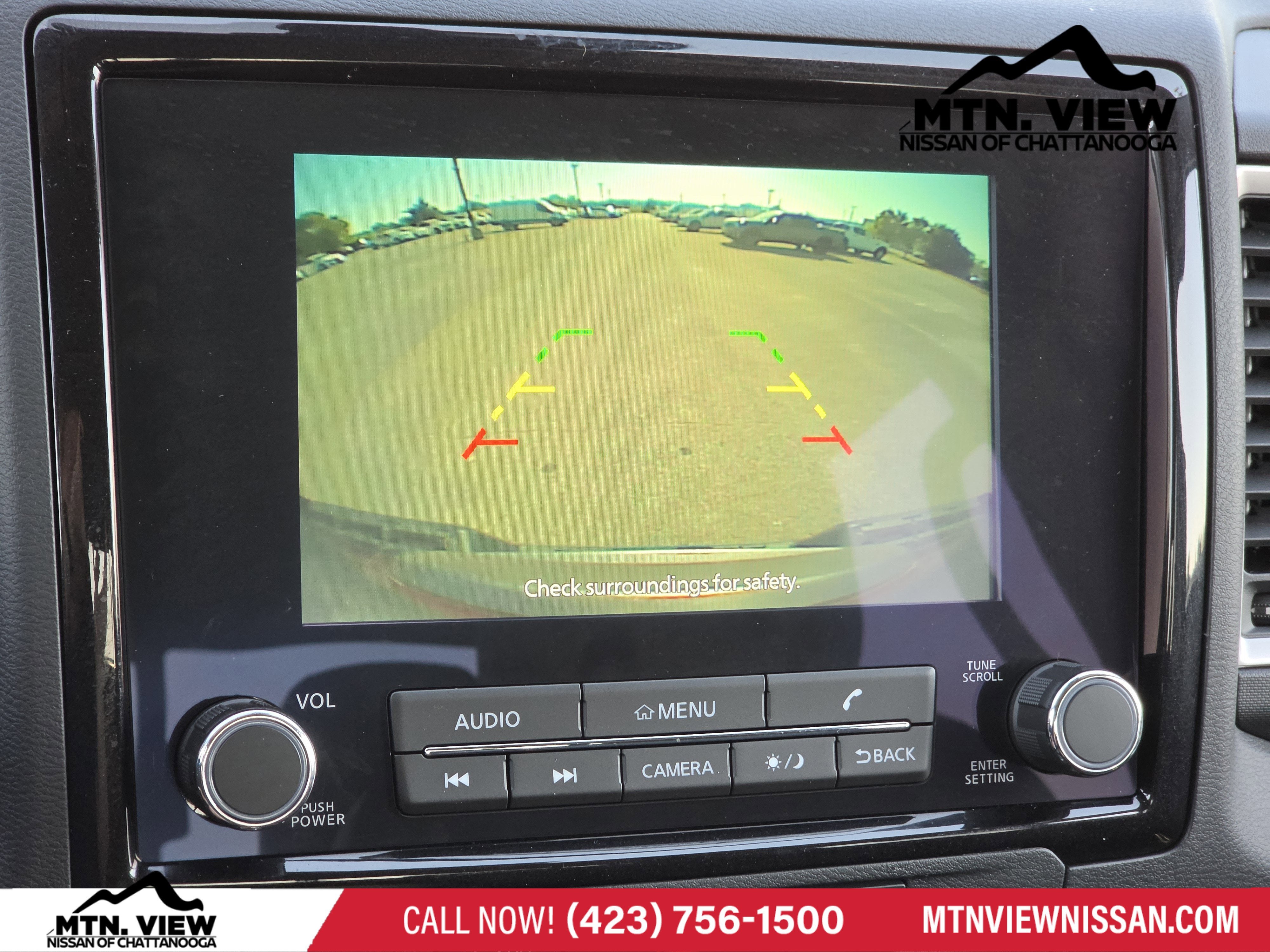 2024 Nissan Frontier SL