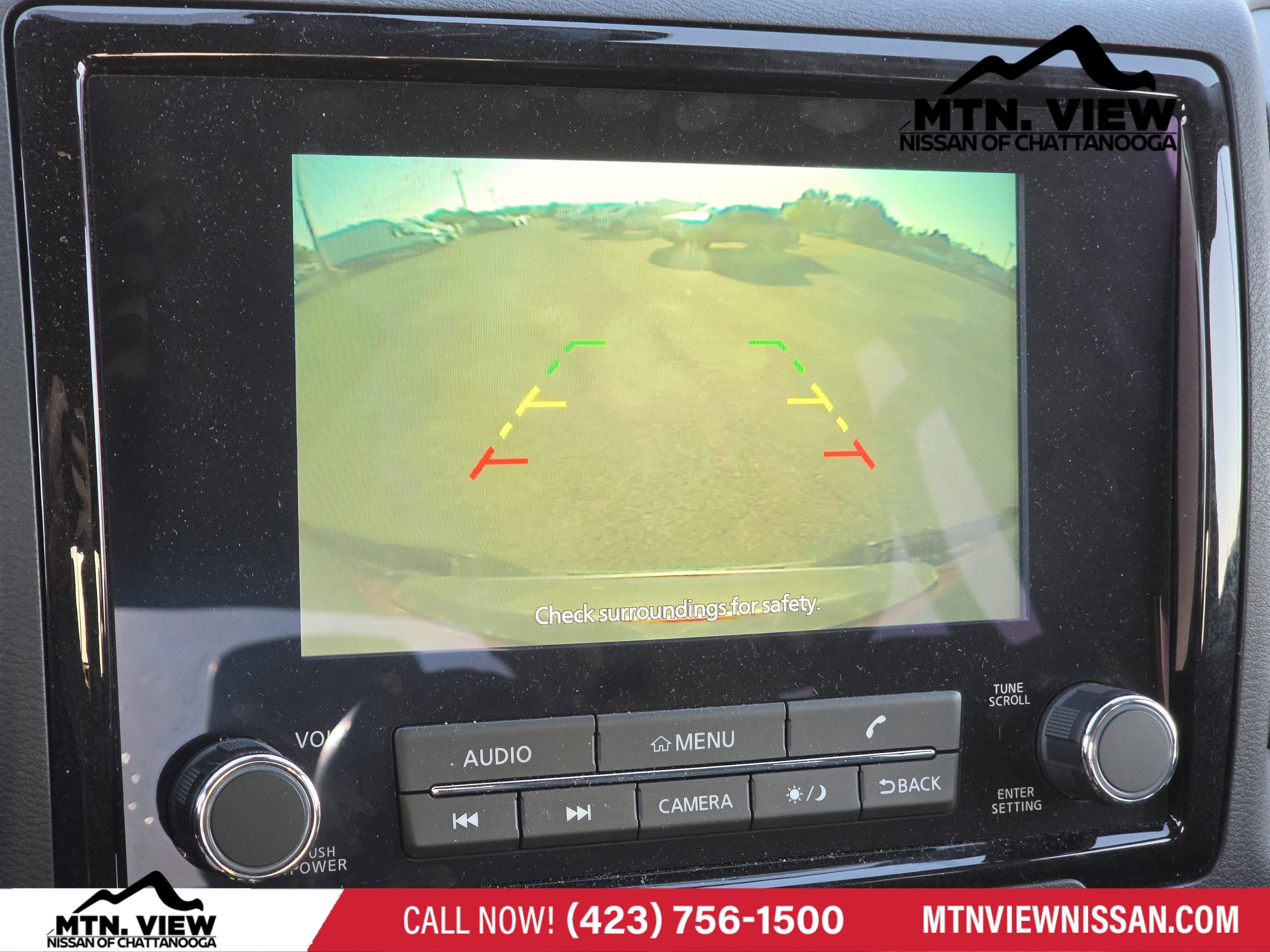 2024 Nissan Frontier SL