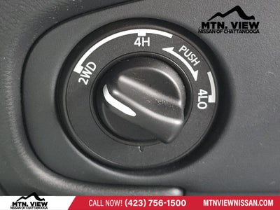 2024 Nissan Frontier SV