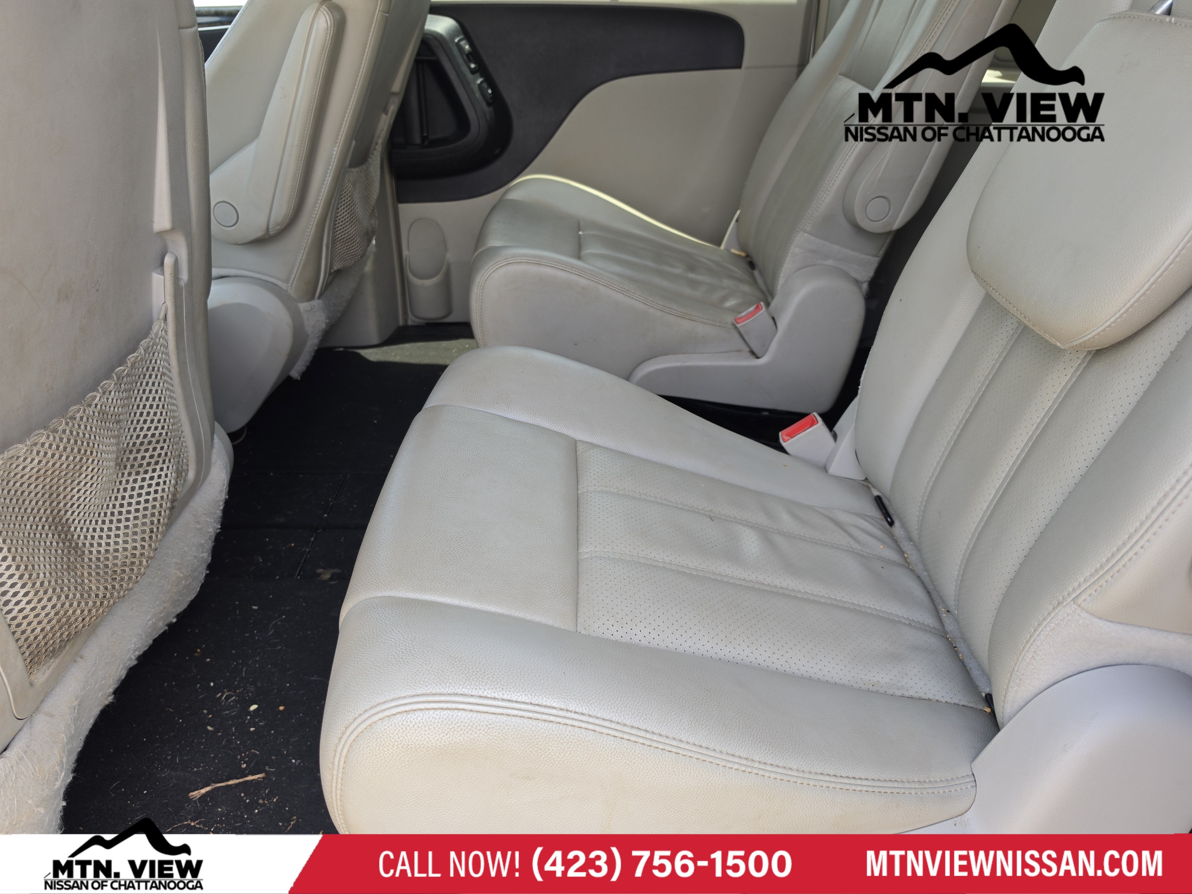 2013 Chrysler Town & Country Touring-L