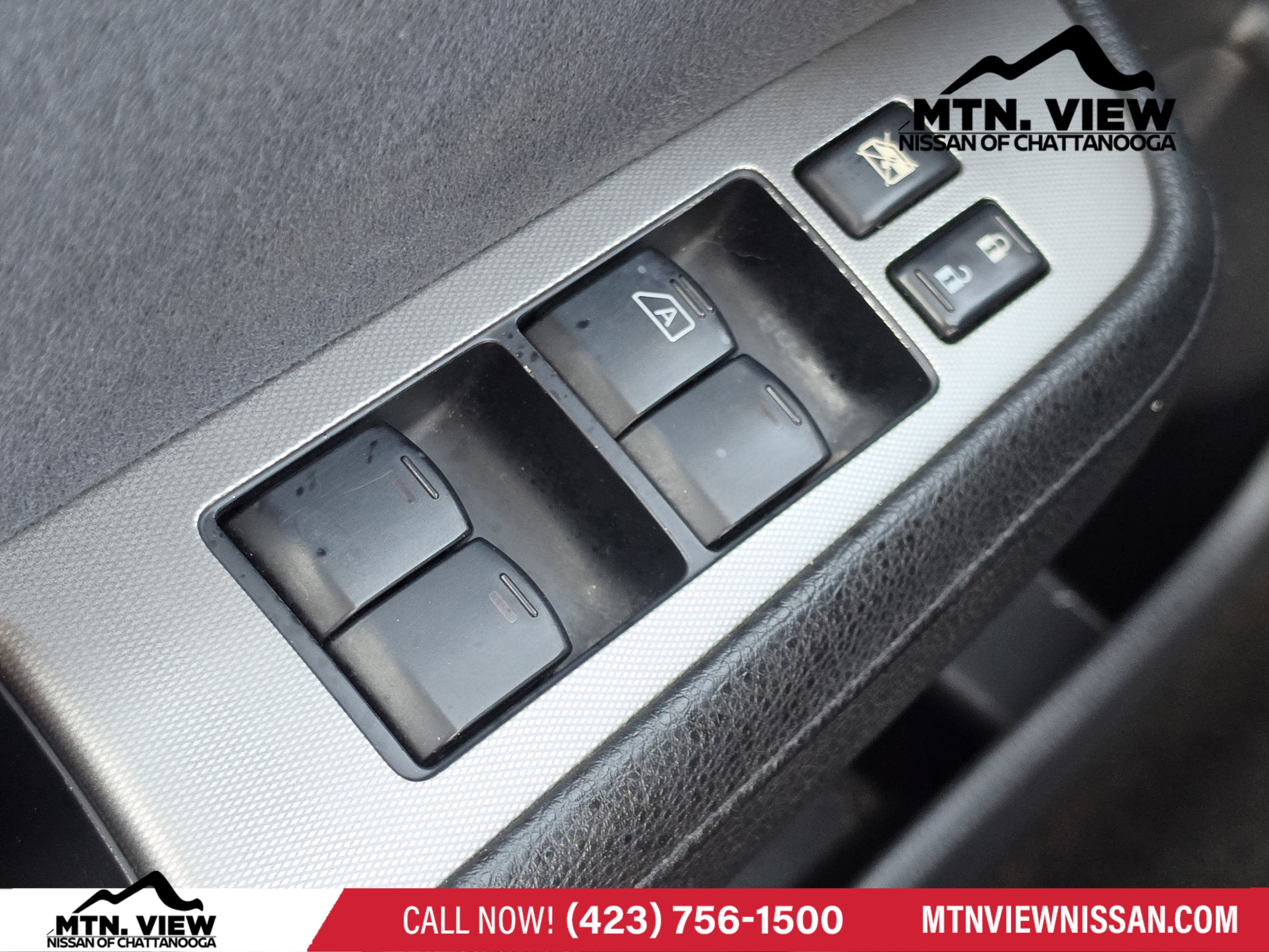 2009 Nissan Versa 1.8 S