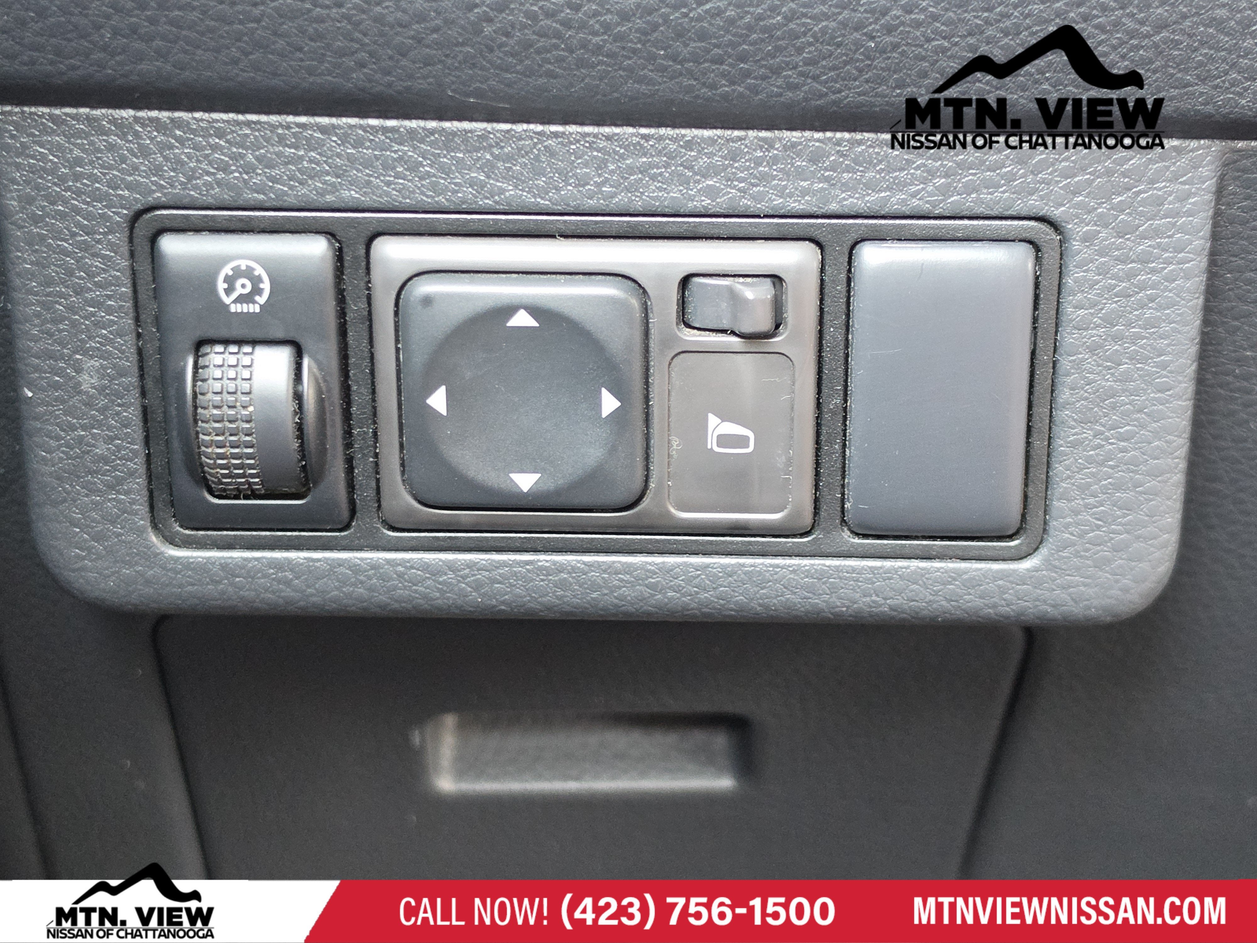 2009 Nissan Versa 1.8 S