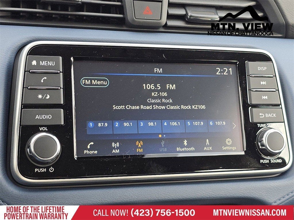 2025 Nissan Versa SV