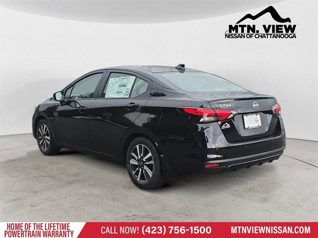 2025 Nissan Versa SV