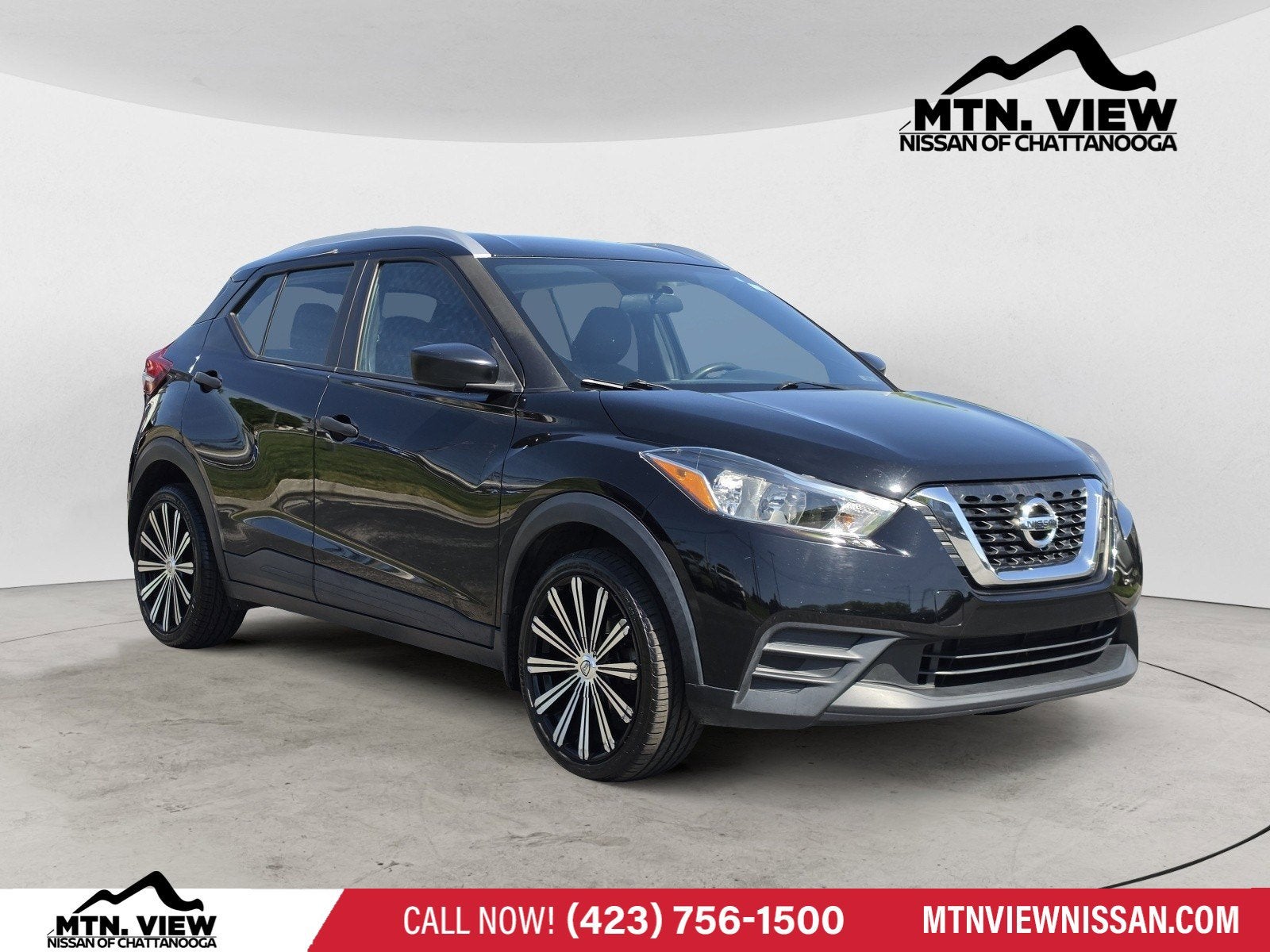 2019 Nissan Kicks S