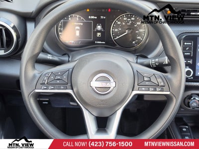 2022 Nissan Kicks SV