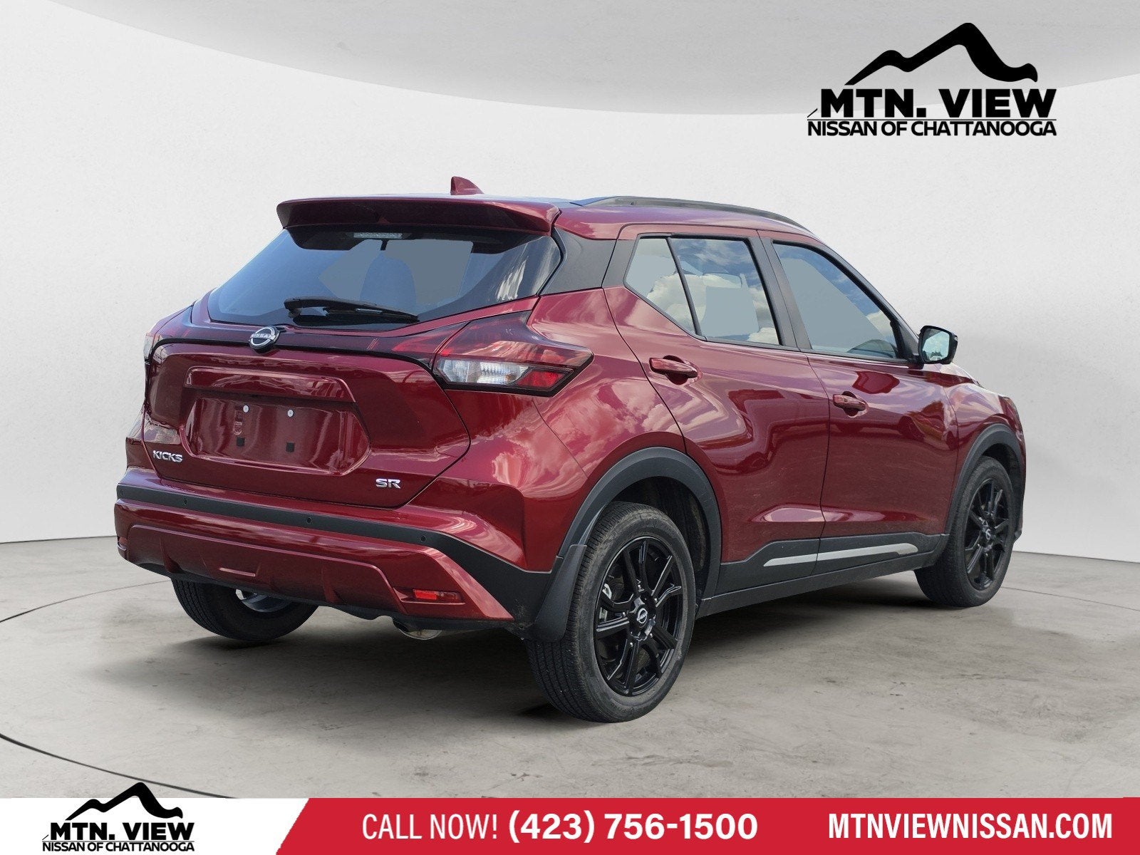 2024 Nissan Kicks SR