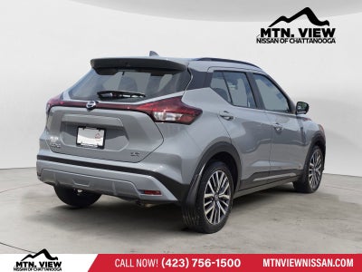 2021 Nissan Kicks SR