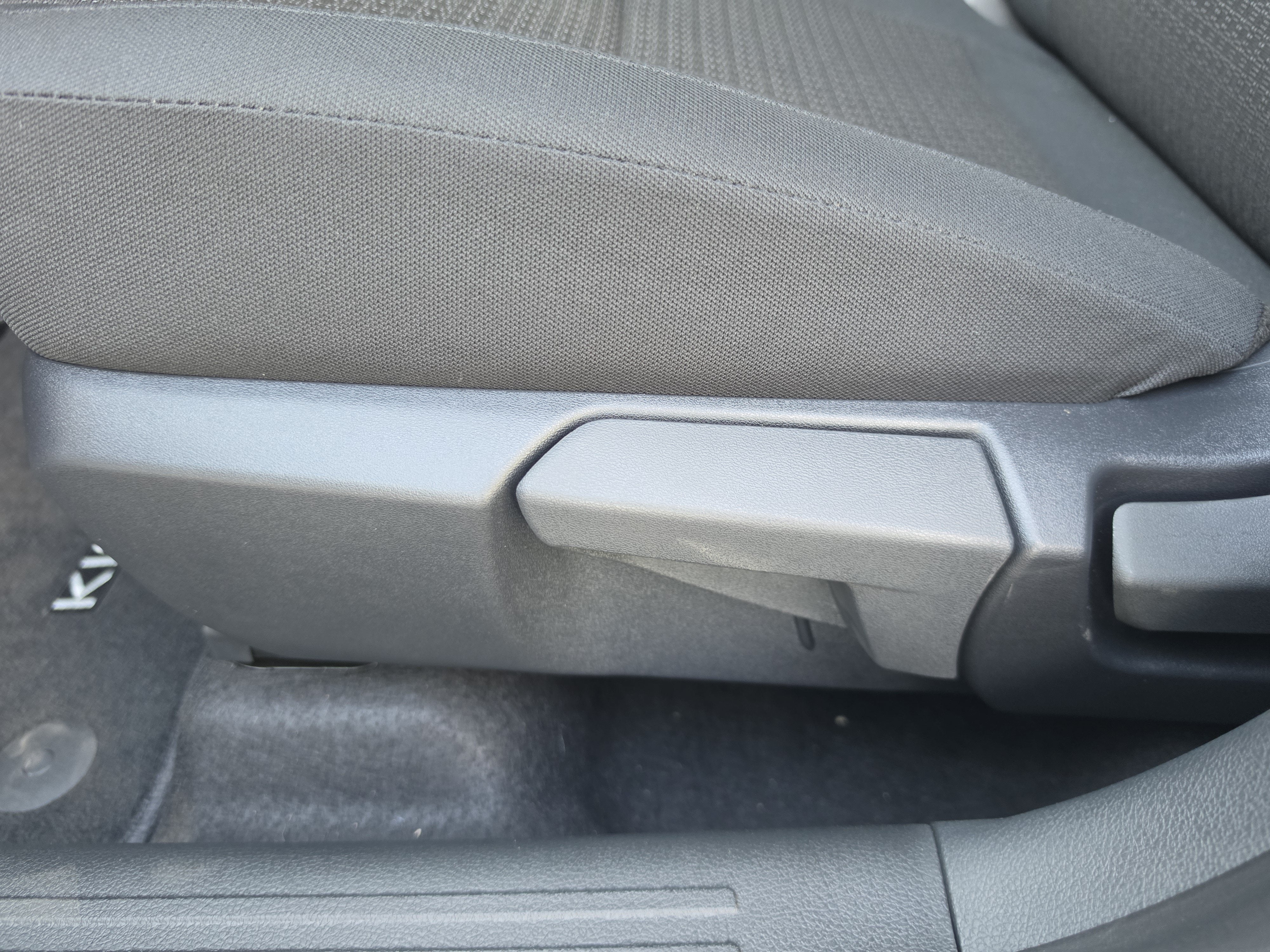 2027 Nissan Kicks S