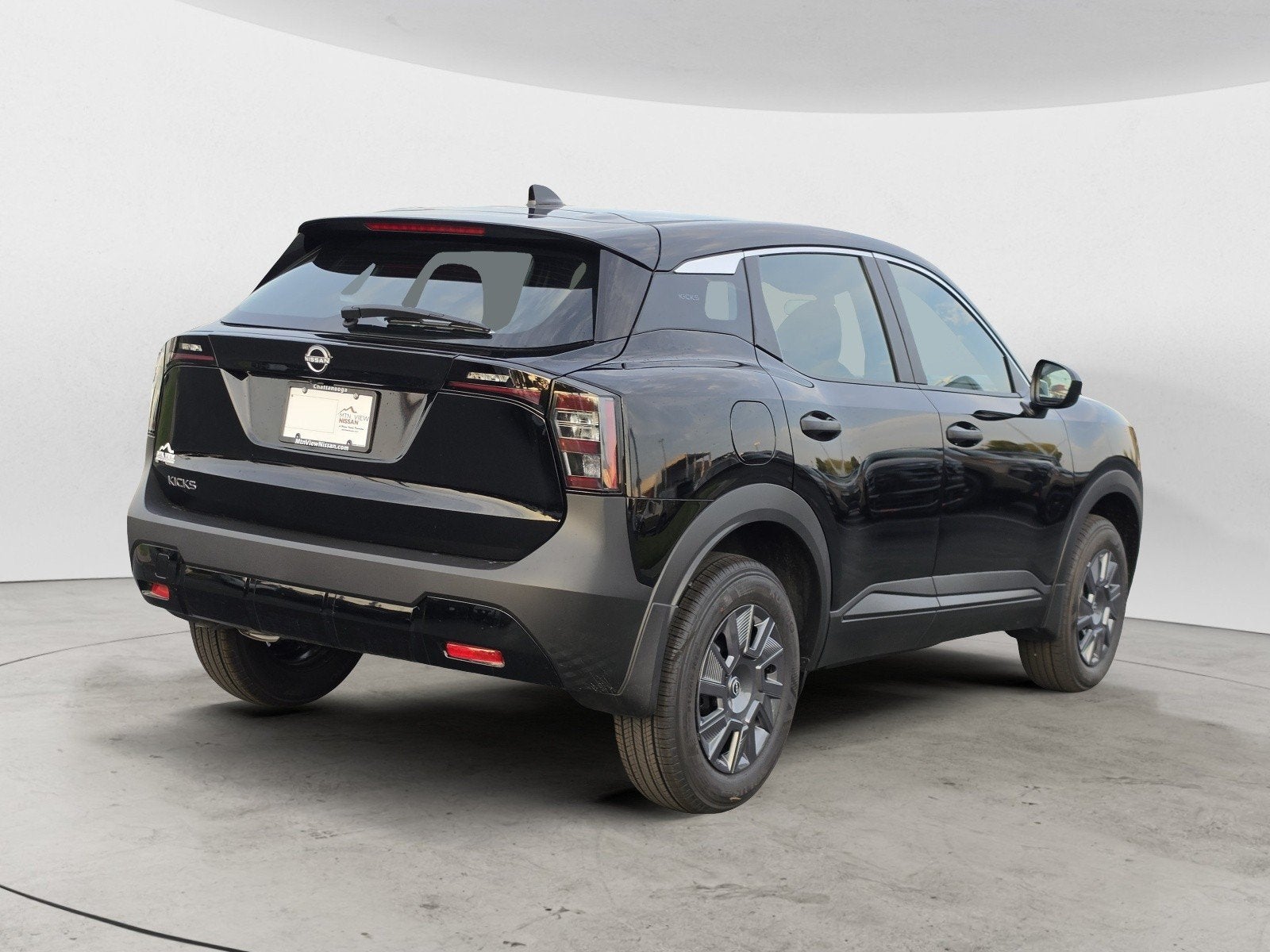 2027 Nissan Kicks S