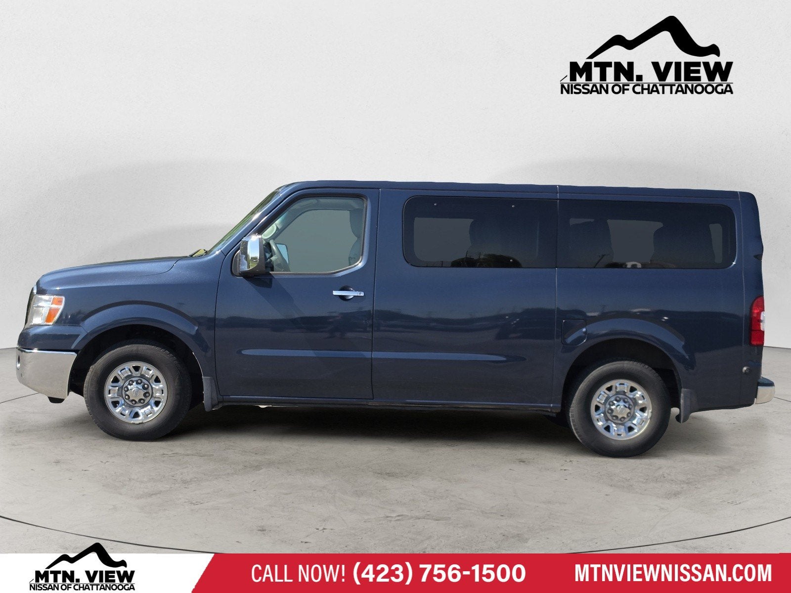 2019 Nissan NV Passenger NV3500 HD SL