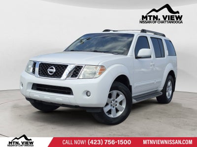 2008 Nissan Pathfinder SE