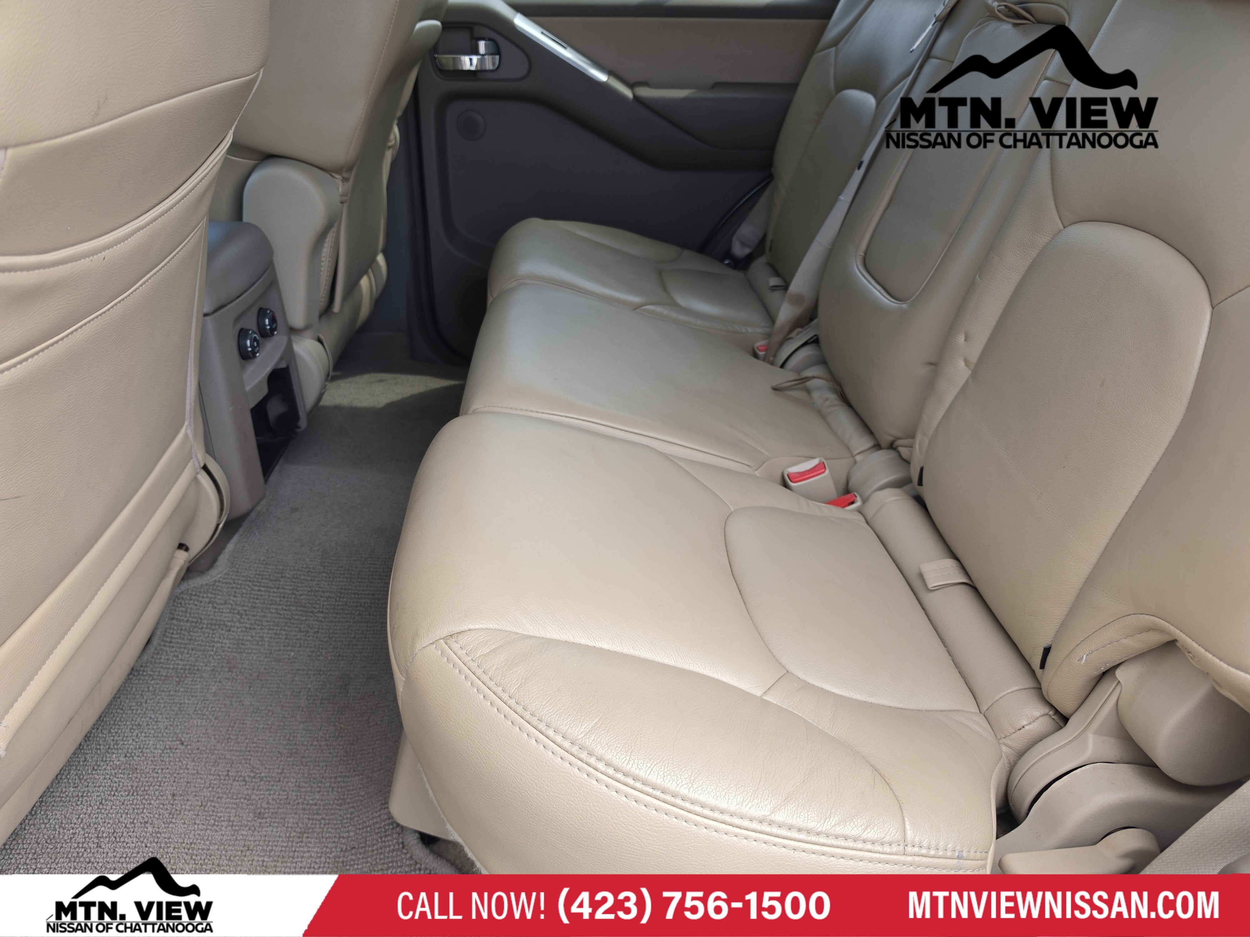 2008 Nissan Pathfinder SE