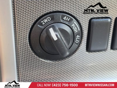2008 Nissan Pathfinder SE