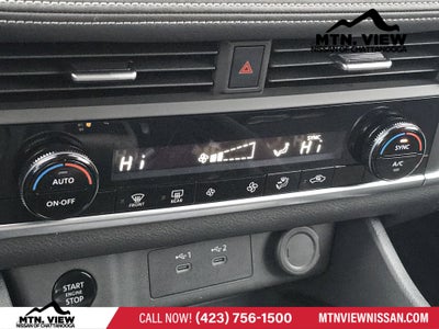 2025 Nissan Rogue SV