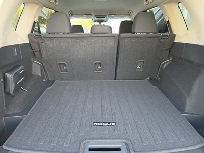2027 Nissan Rogue SV
