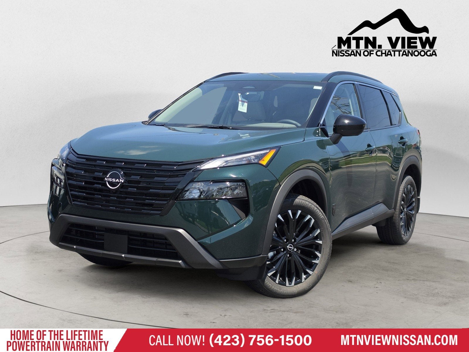 2026 Nissan Rogue Dark Armor's photo