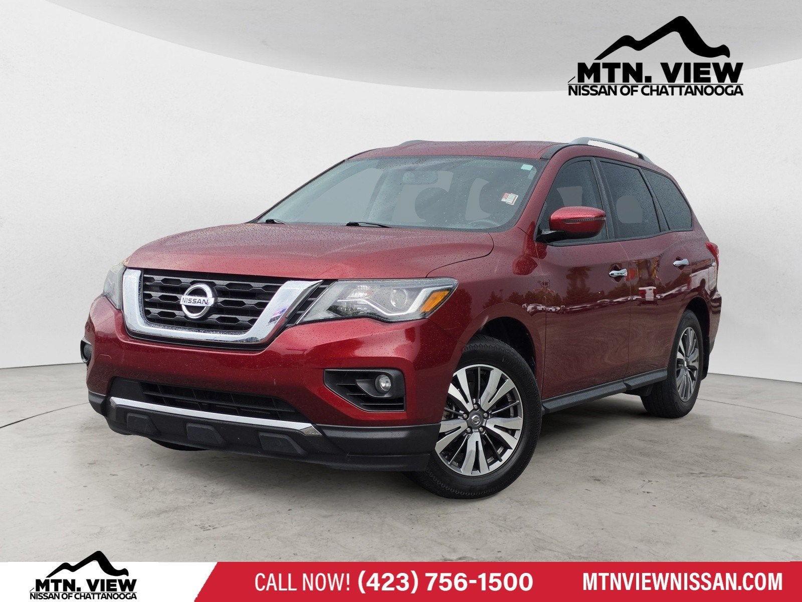 2020 Nissan Pathfinder SV