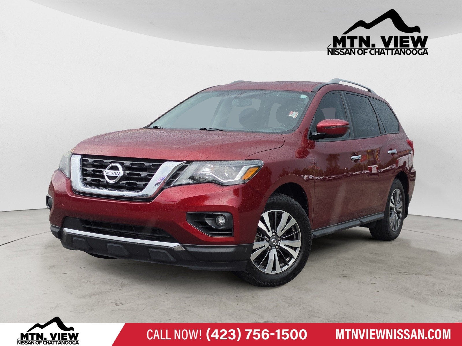 2020 Nissan Pathfinder SV