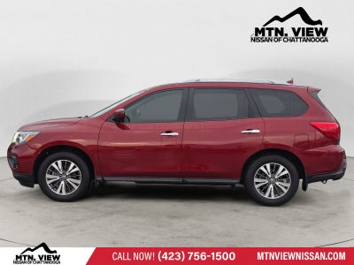2020 Nissan Pathfinder SV