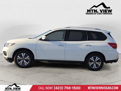 2020 Nissan Pathfinder SL