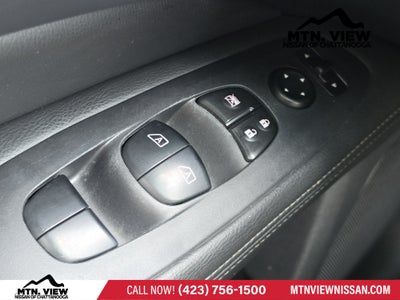 2018 Nissan Pathfinder SV
