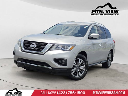 2017 Nissan Pathfinder SV