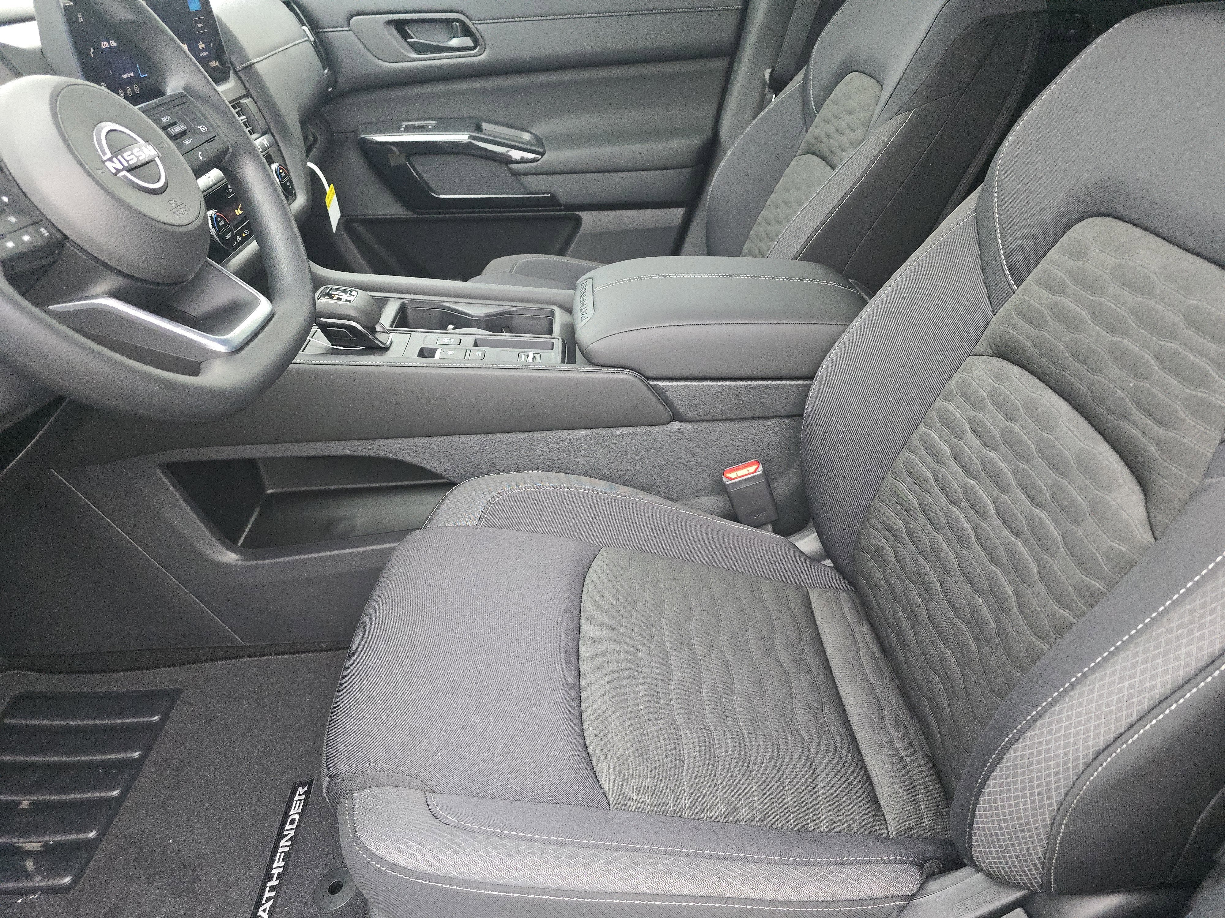 2026 Nissan Pathfinder S