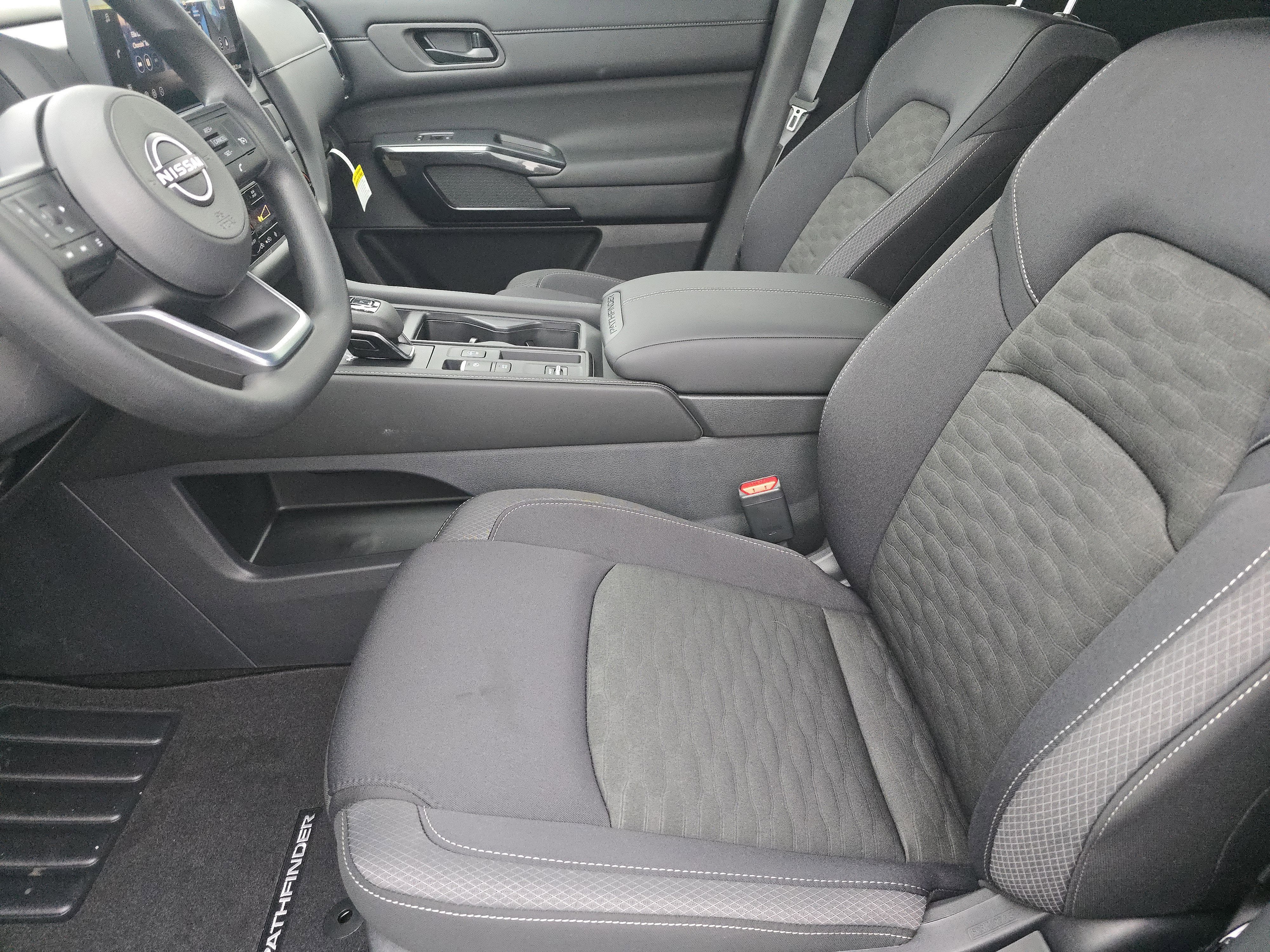 2026 Nissan Pathfinder S