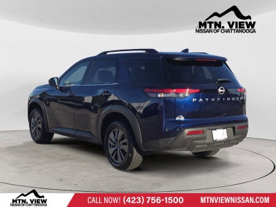 2025 Nissan Pathfinder SV