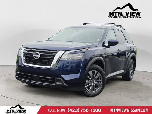 2022 Nissan Pathfinder SV