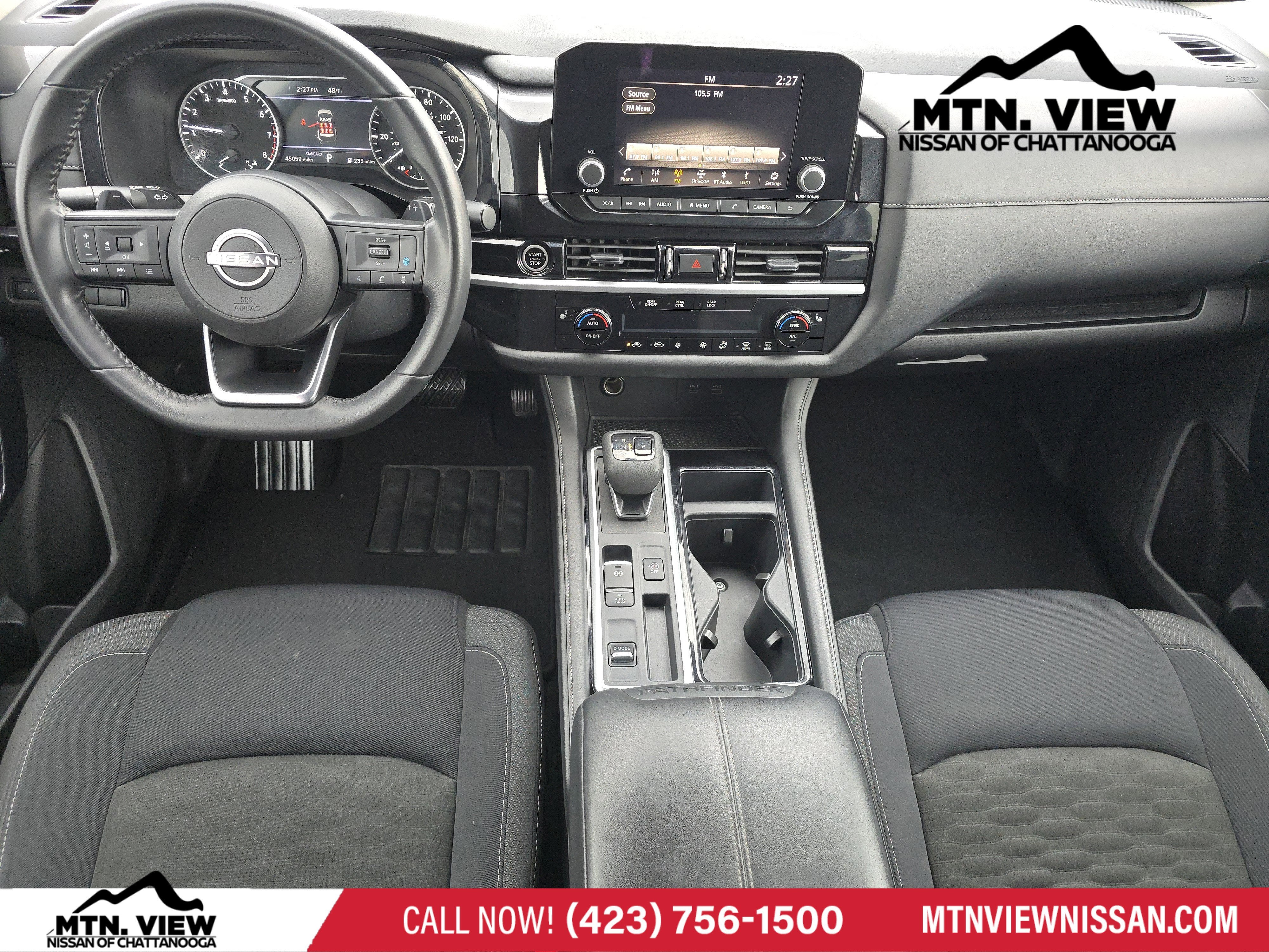 2024 Nissan Pathfinder SV