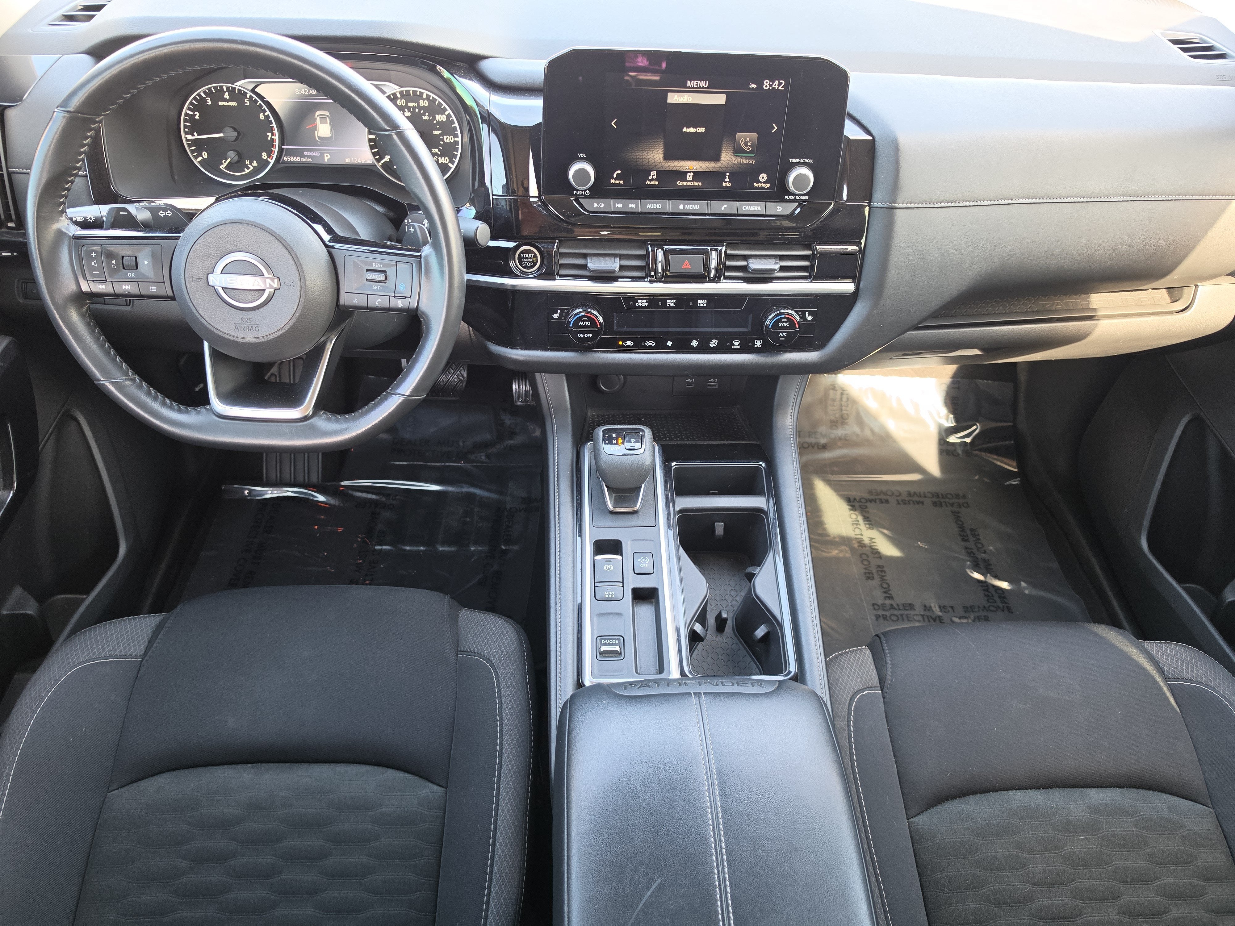 2023 Nissan Pathfinder SV