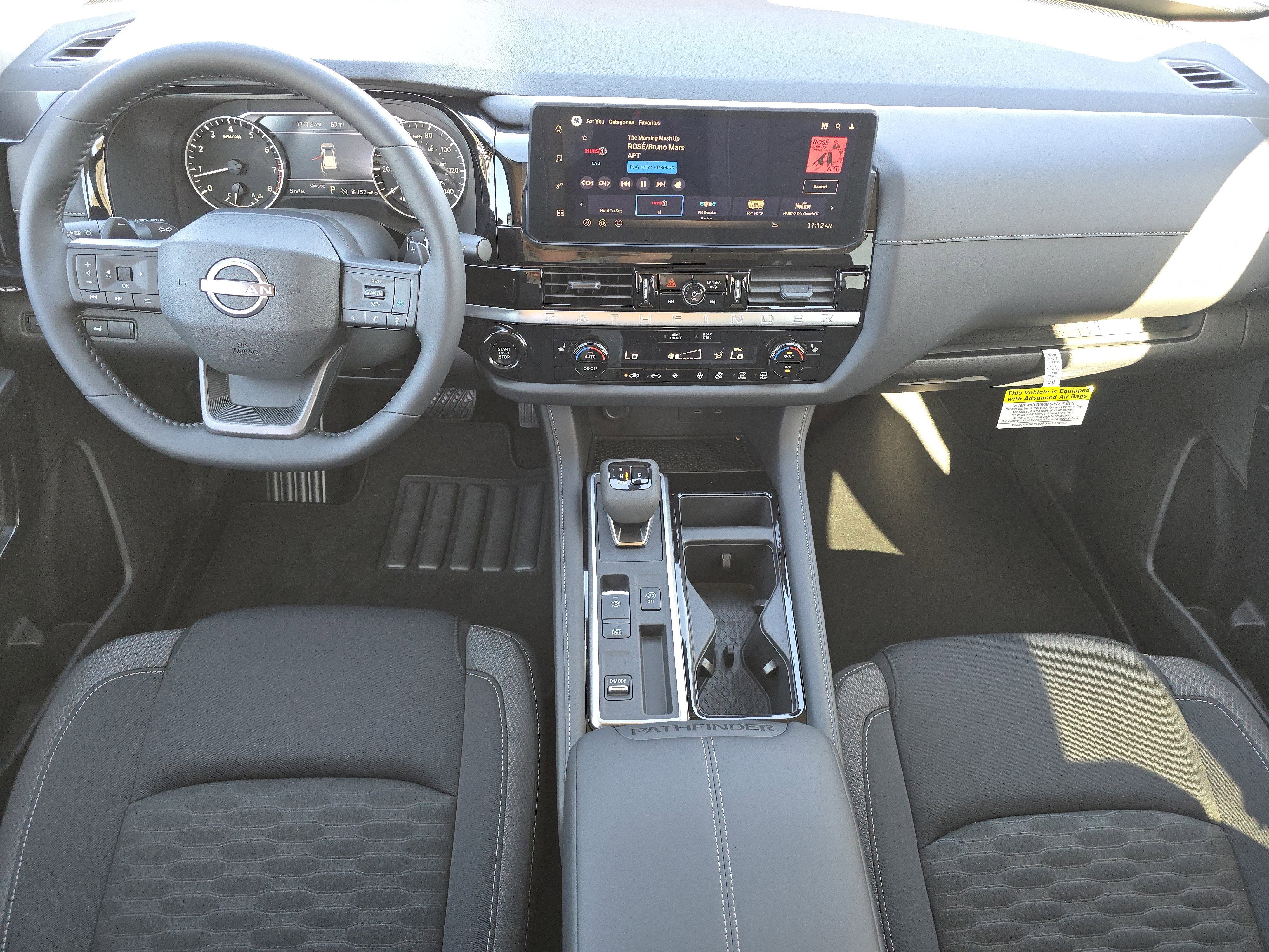 2026 Nissan Pathfinder SV