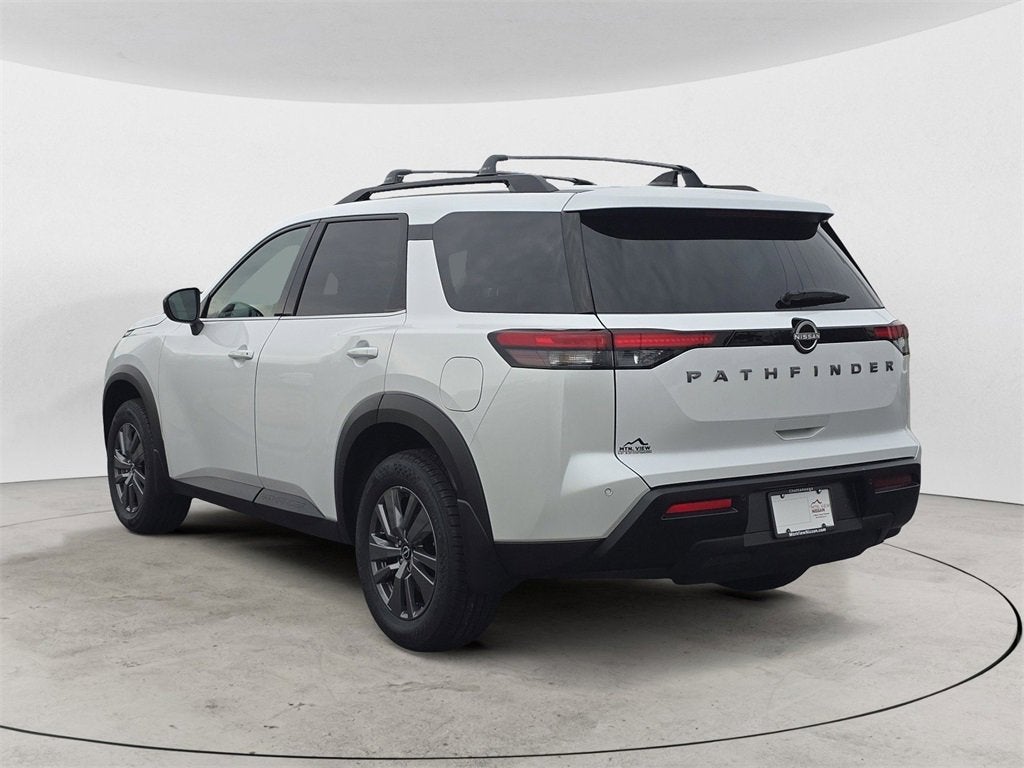 2026 Nissan Pathfinder SV